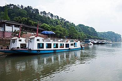 硬核策略战棋游戏《深狱》Steam页面 发售日期待定